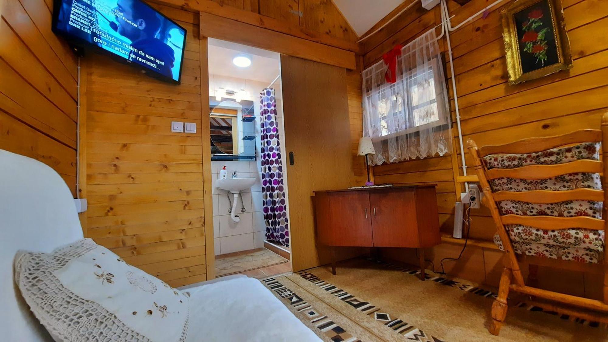 Etno Selo Eden Hotel Zeravacki Potok Bilik gambar