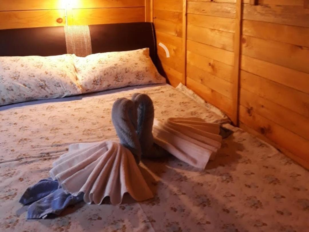 Etno Selo Eden Hotel Zeravacki Potok Bilik gambar