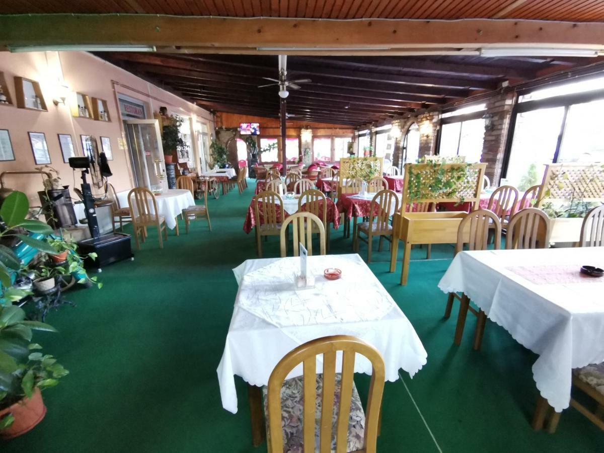 Etno Selo Eden Hotel Zeravacki Potok Luaran gambar
